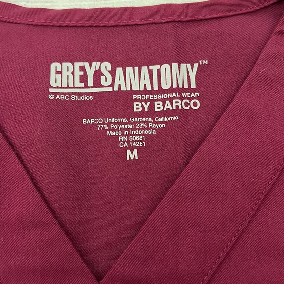 Grey’s Anatomy Scrubs - NWOT tags - Picture 9 of 11